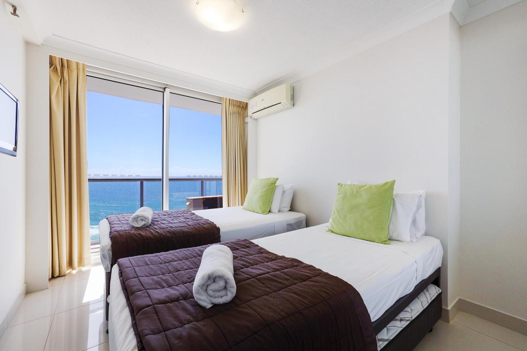 Peninsula Apartments Managed By Gchs Gold Coast Esterno foto