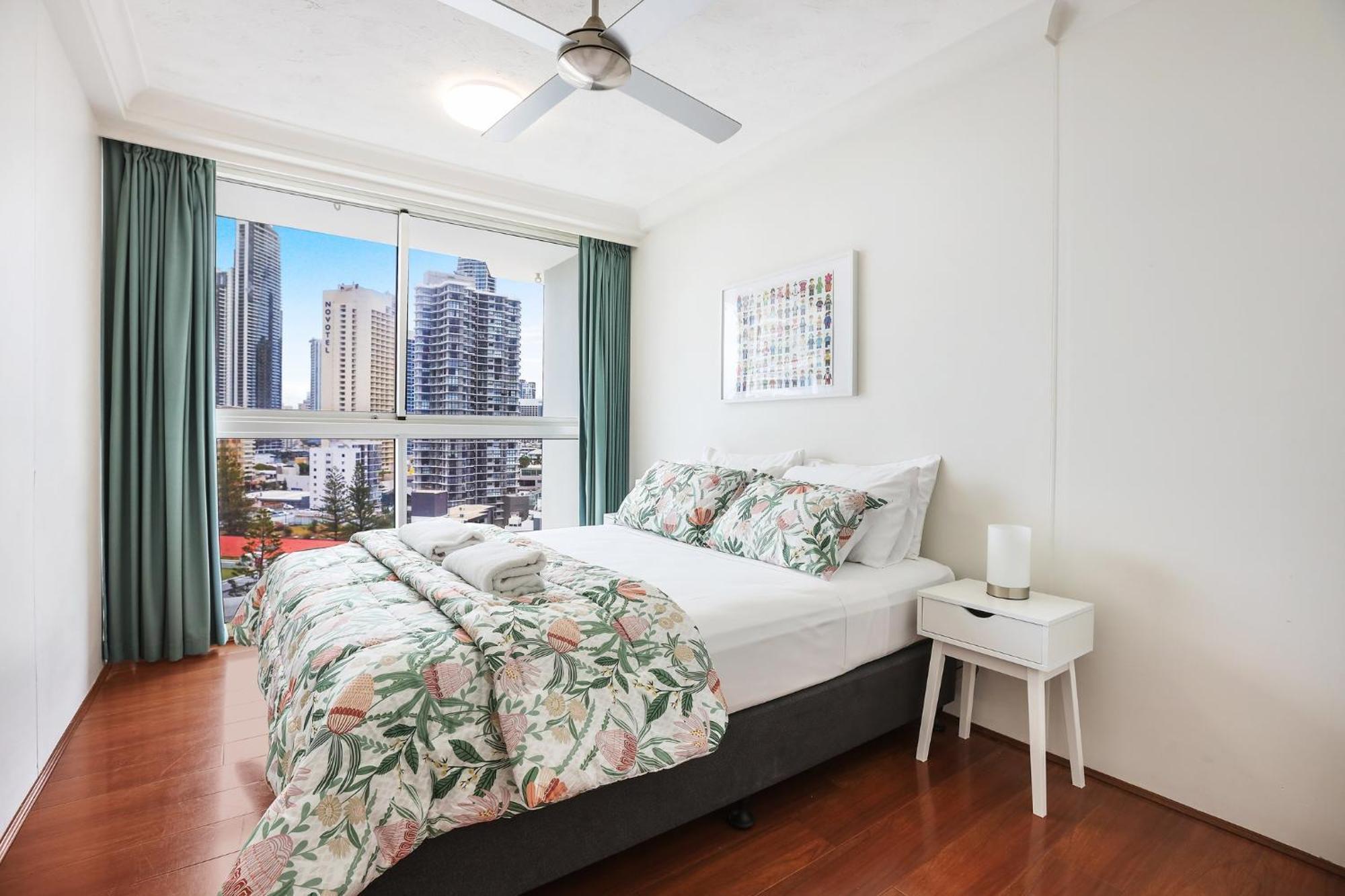 Peninsula Apartments Managed By Gchs Gold Coast Esterno foto