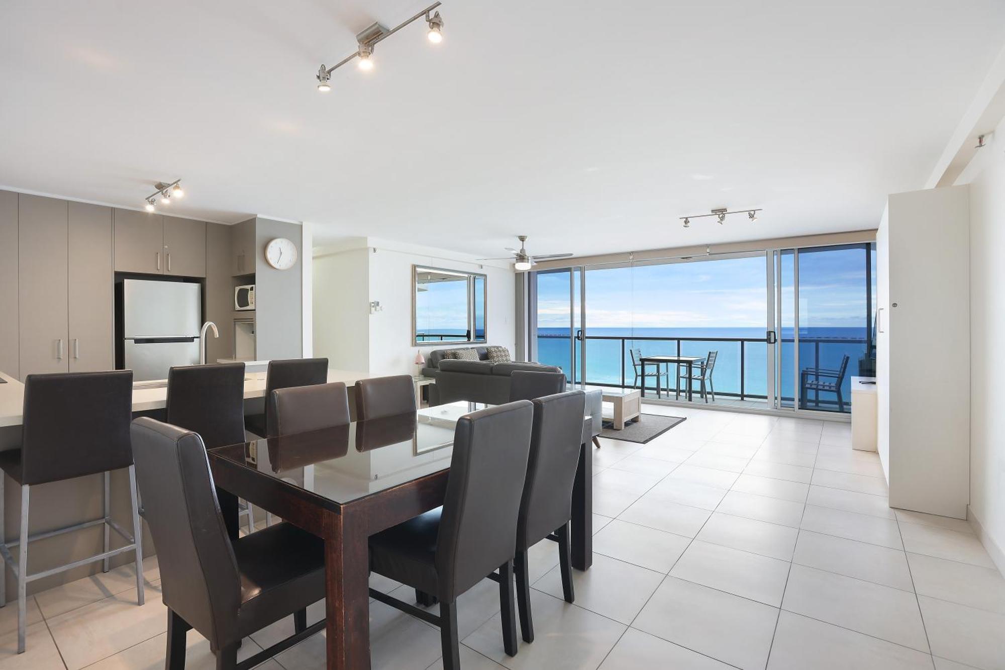 Peninsula Apartments Managed By Gchs Gold Coast Esterno foto