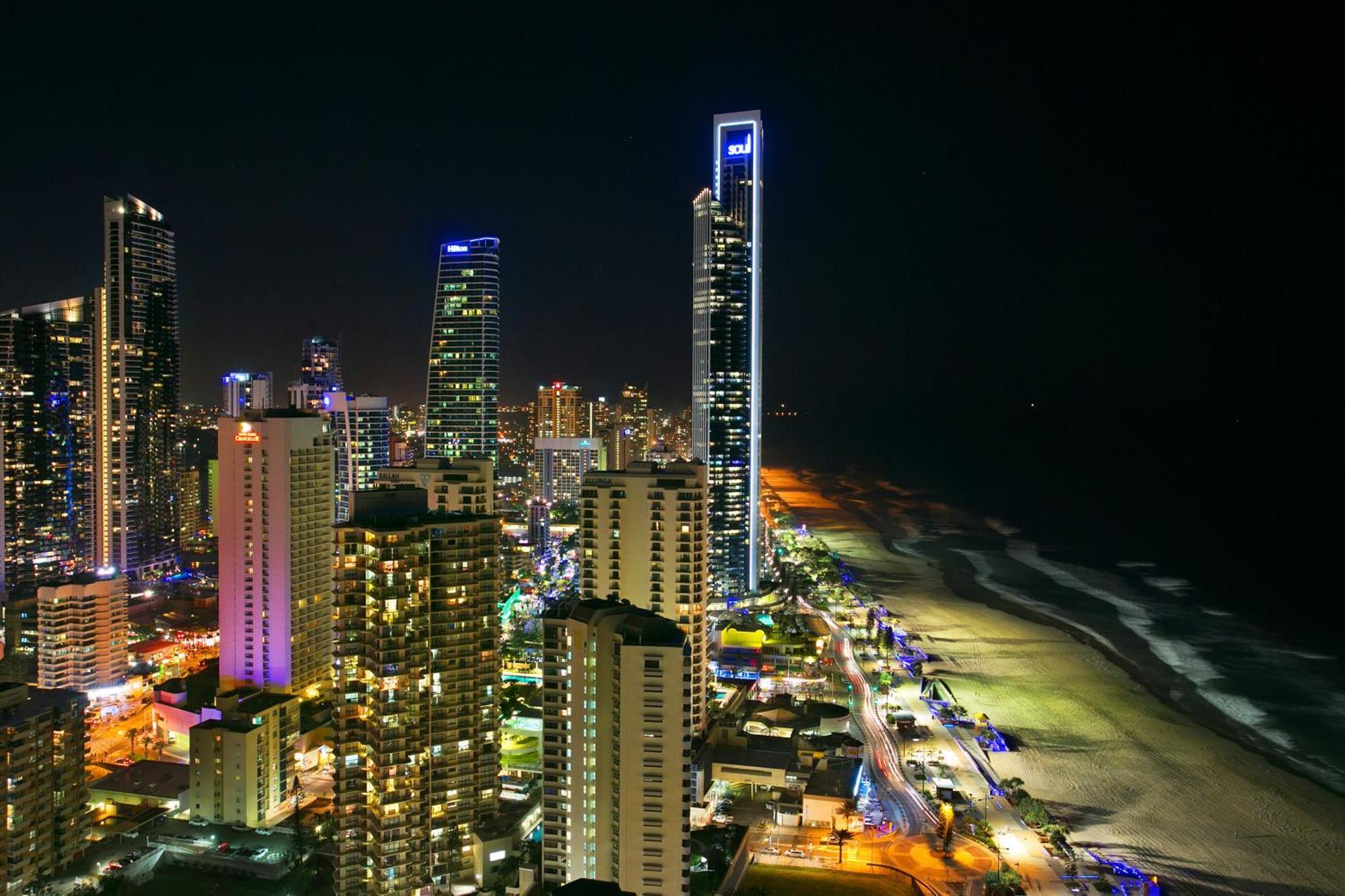 Peninsula Apartments Managed By Gchs Gold Coast Esterno foto
