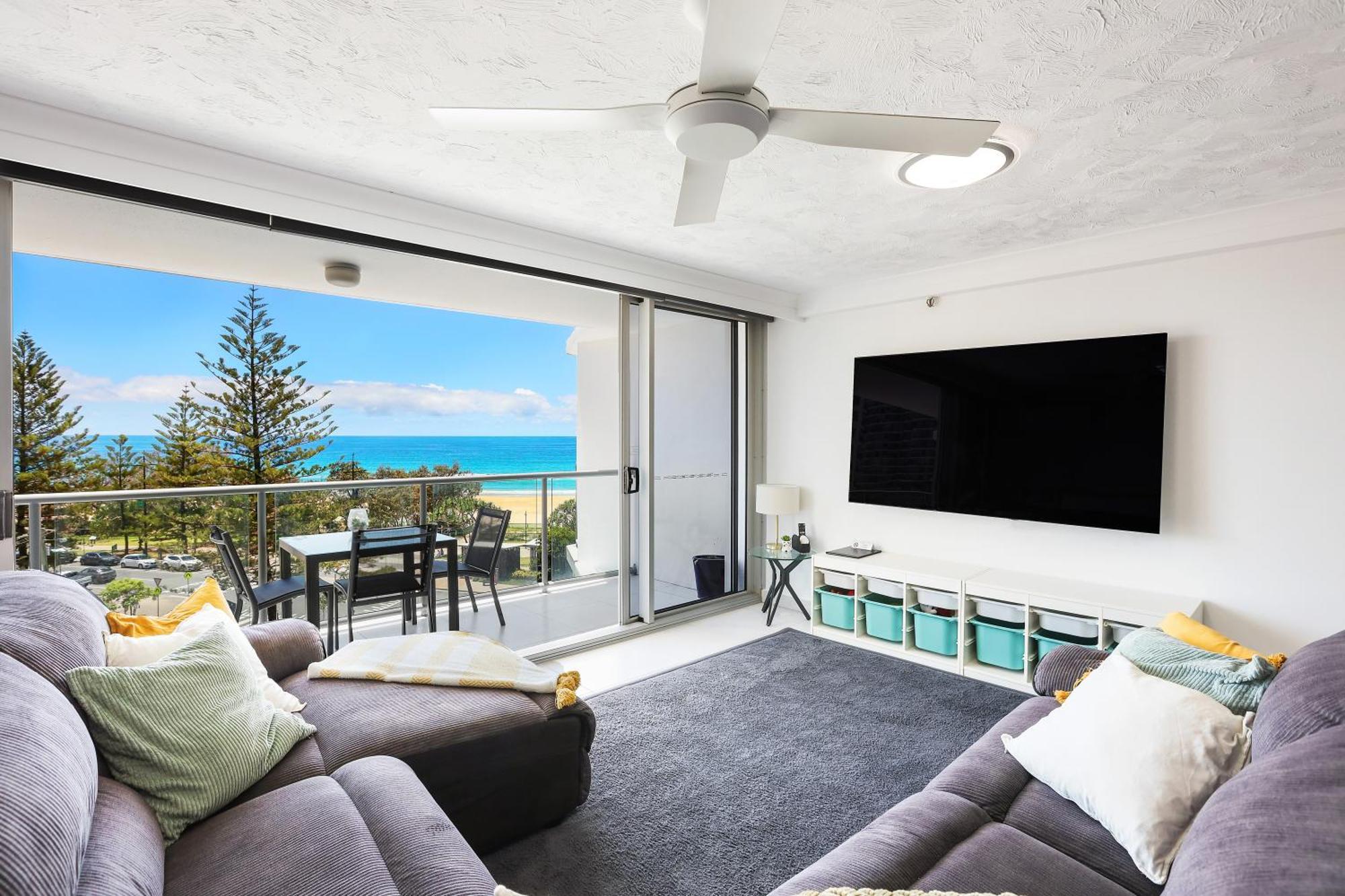 Peninsula Apartments Managed By Gchs Gold Coast Esterno foto